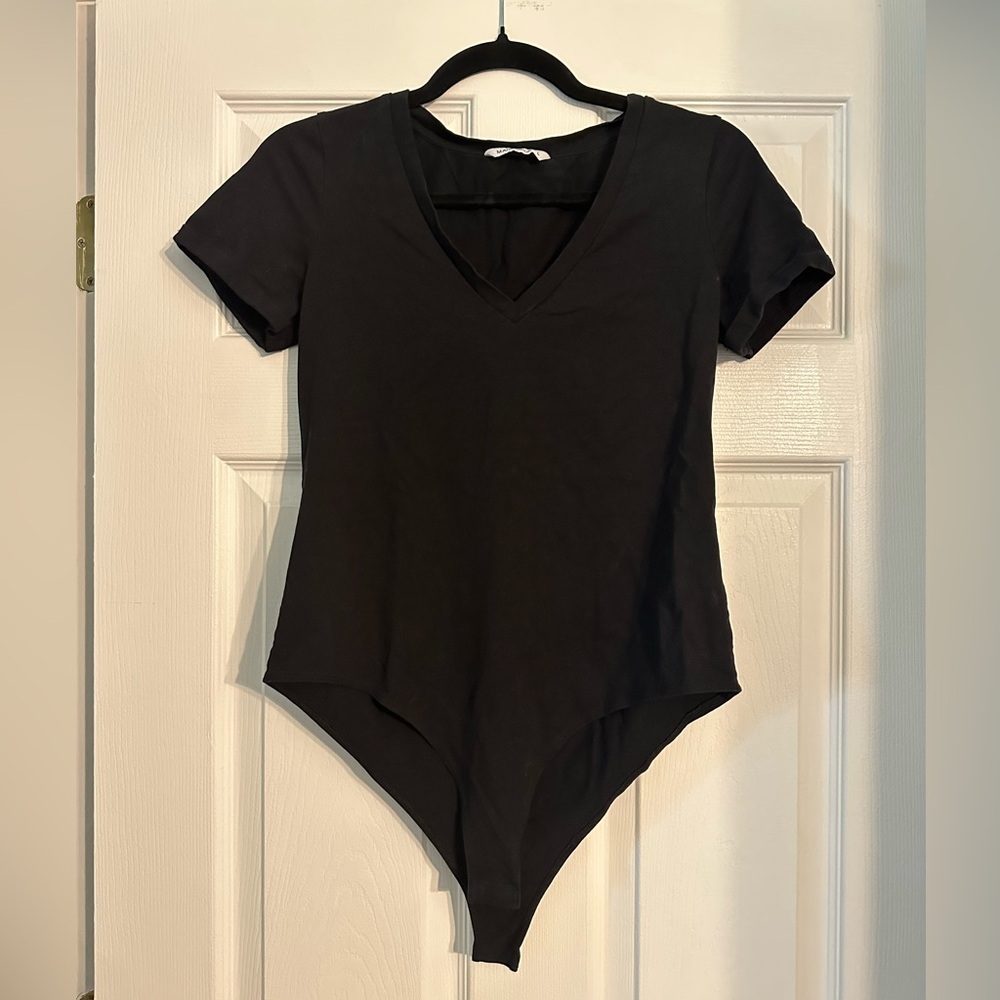 Black V-Neck Short Sleeve Bodysuit